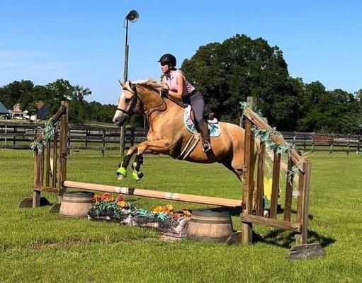 The thought and care that goes into having a beautiful farm and healthy horses is seen everytime we go out there.