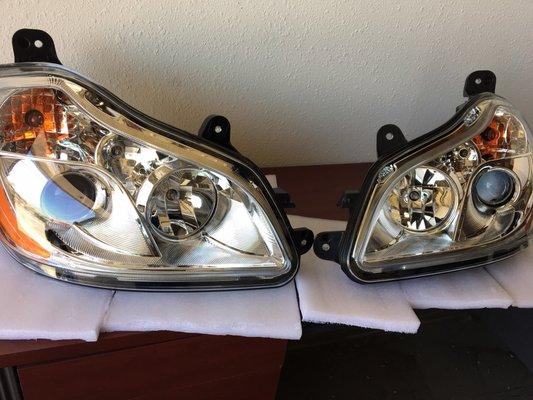 Cascadia headlights