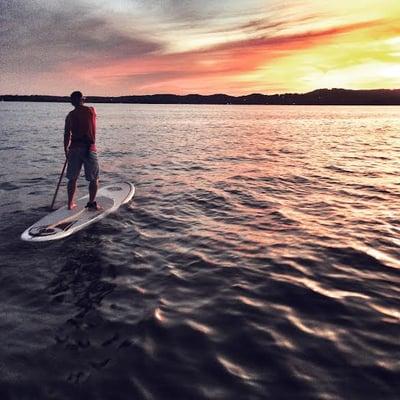 Stand up paddle boarding Bella Vista