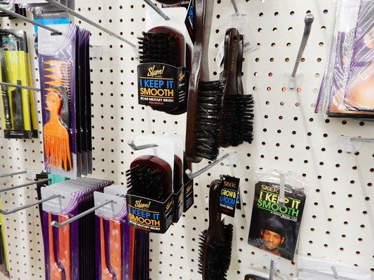 Dollar Tree, Easton, MD -- Beauty (those handle-less brushes are really useful!)