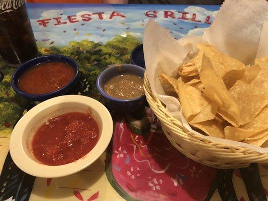 Look at those thin, crispy chips!  Salsas - one hot/ one not!  And a wonderful bean dip as well!