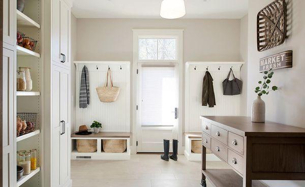 Custom build mudroom