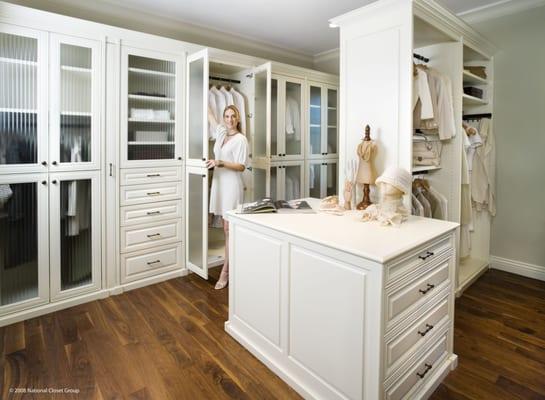 CAPITOL CLOSET DESIGN