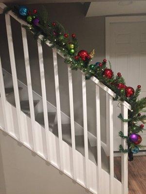 I love this railing. I was super excited to have a banister to decorate