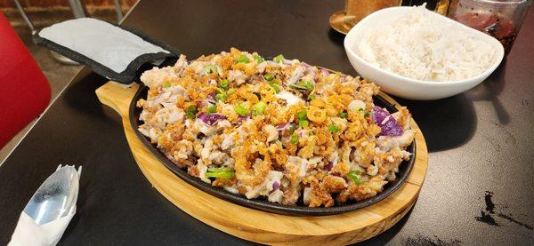 Sisig with steamed rice