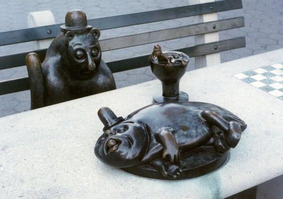 Tom Otterness; The Real World; 1992; bronze