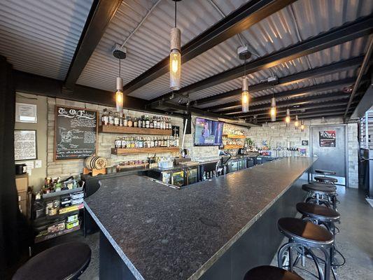 Bar area with plenty of seating