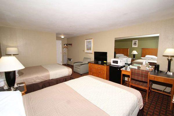 BudgetInn Cicero NY GuestRoom Double Nonsmoking