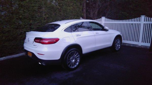 Full exterior wash and interior clean on a 2018 Mercedes crossover.