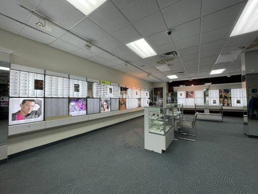 Picture of Doctor eye care selection