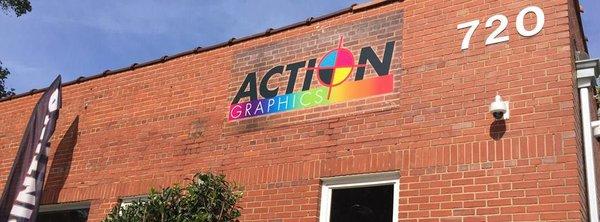 Action Graphic’s new location, just 10 minutes down the street from their previous spot!