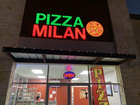 Pizza Milan - Forney