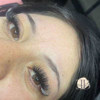 Volume Set with Colored Lashes