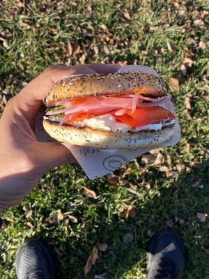 Smoked salmon bagel