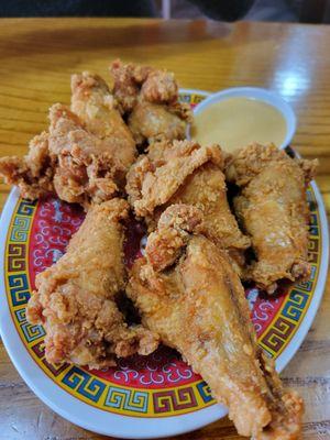 Fried chicken wings