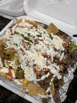 Carne asada nachos