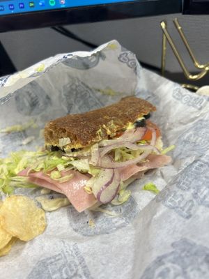 Super thin bread It can hardly hold the whole sandwich