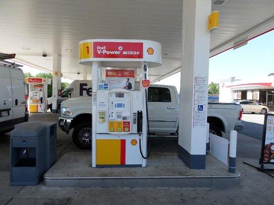 Fuel up at Shell located at 15501 Marlboro Pike, Upper Marlboro, MD! And stop inside for good food.