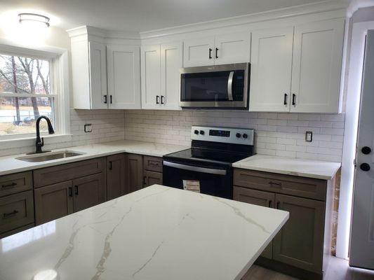 Turn your dream kitchen into a reality with the countertops of your choice!