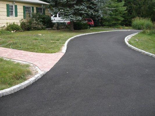 Asphalt/Paver