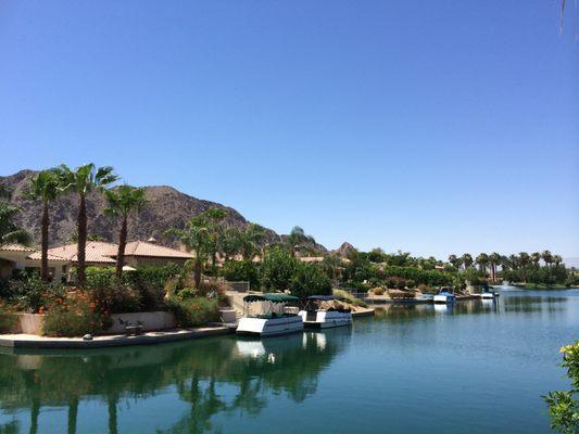 Beautiful homes with spectacular views at Lake La Quinta!