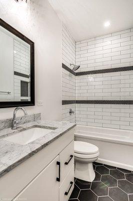 Condo bathroom remodel - Chicago, IL