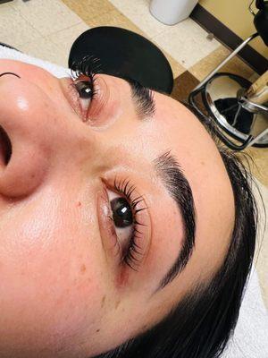 Henna eyebrows & lashlift