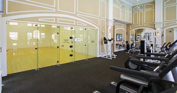 Fitness center with racquetball court