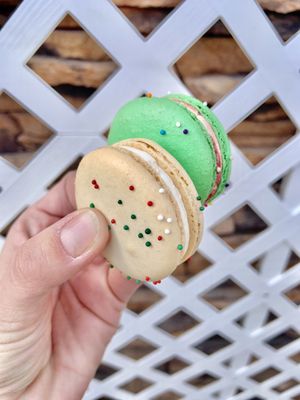 Seasonal macaroons-- egg nog and peppermint