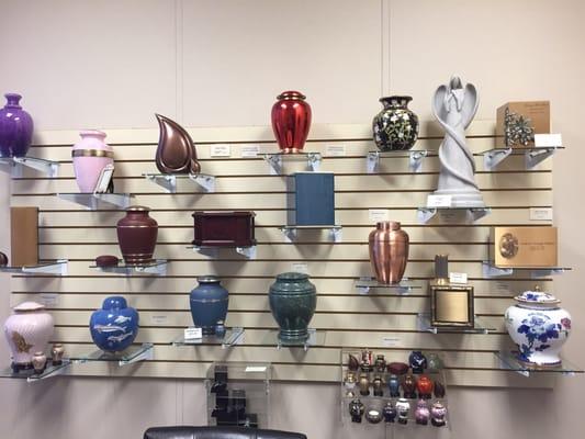 Selection of urns for your loved ones