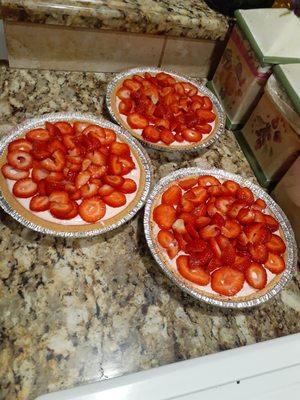 STRAWBERRY CHEESECAKE'S