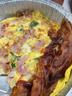 Western Omelette with Side Bacon (comes with toast)