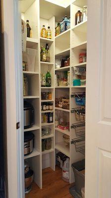 Kitchen pantry