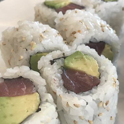 Tuna Avocado Roll