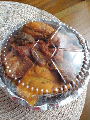 Griot (fried pork), fried chicken and plantain