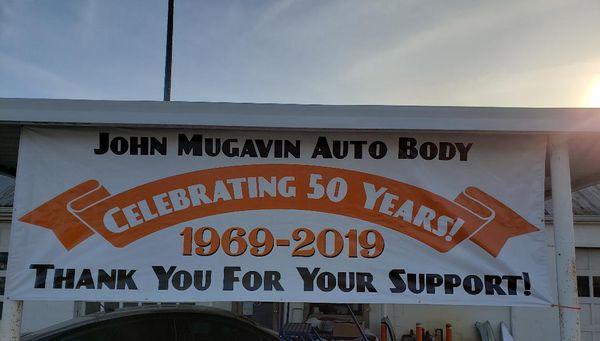 Mugavin John Autobody