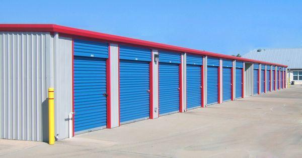 With multiple color selections, A-Lert self storage facilities are attractive and increase curb appeal.