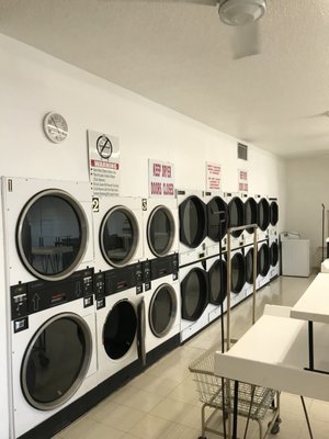 Superior Coin laundry