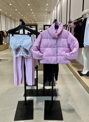 Gold Rush Puffer in Sugarplum Pink 2022 - love it! (November, 2022)