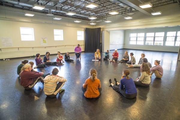 Community class and discussion in Studio 1 (photo by Ben Carver)