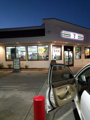 711