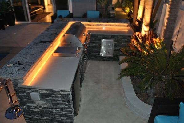 BBQ Island with Raised Countertop