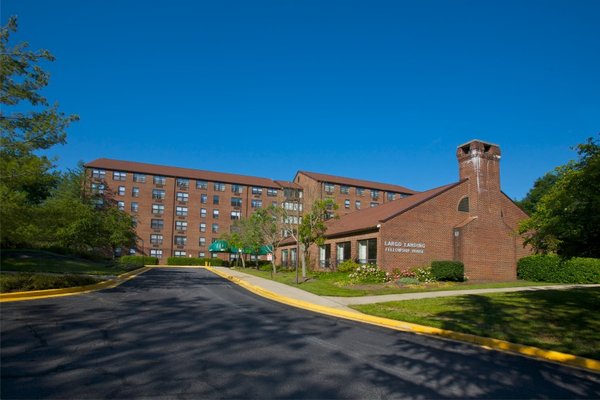 Largo Landing Fellowship House exterior.