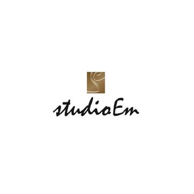 Studio Em ( an Aveda Salon)