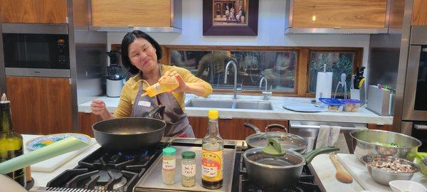 Cooking classes for adults and young with Chef Lili