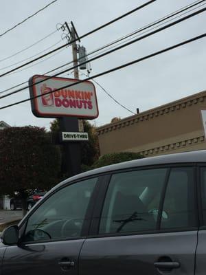 Dunkin Donuts Framingham -- 517 Worcester Road / Route 9, Framingham       Sign