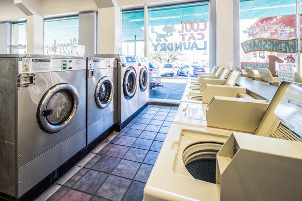 Cool Cat Laundry is the clean and convenient spot, right next to the U of A campus, for your laundry needs...