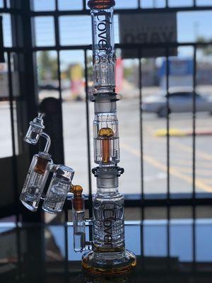 Clover water pipe with ash catcher