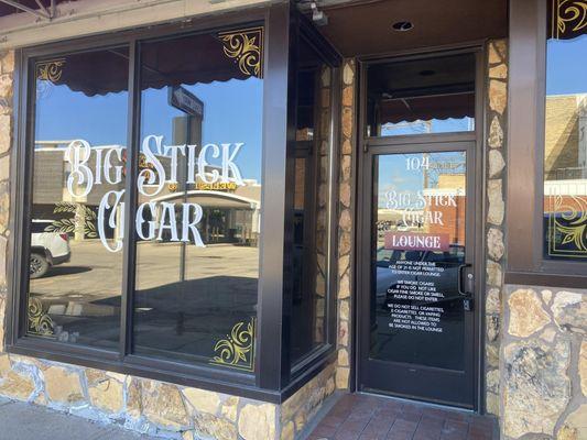 Big Stick Cigars is now Big Stick Cigar Lounge!