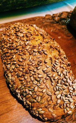 Einkorn loaf with sunflower seeds.